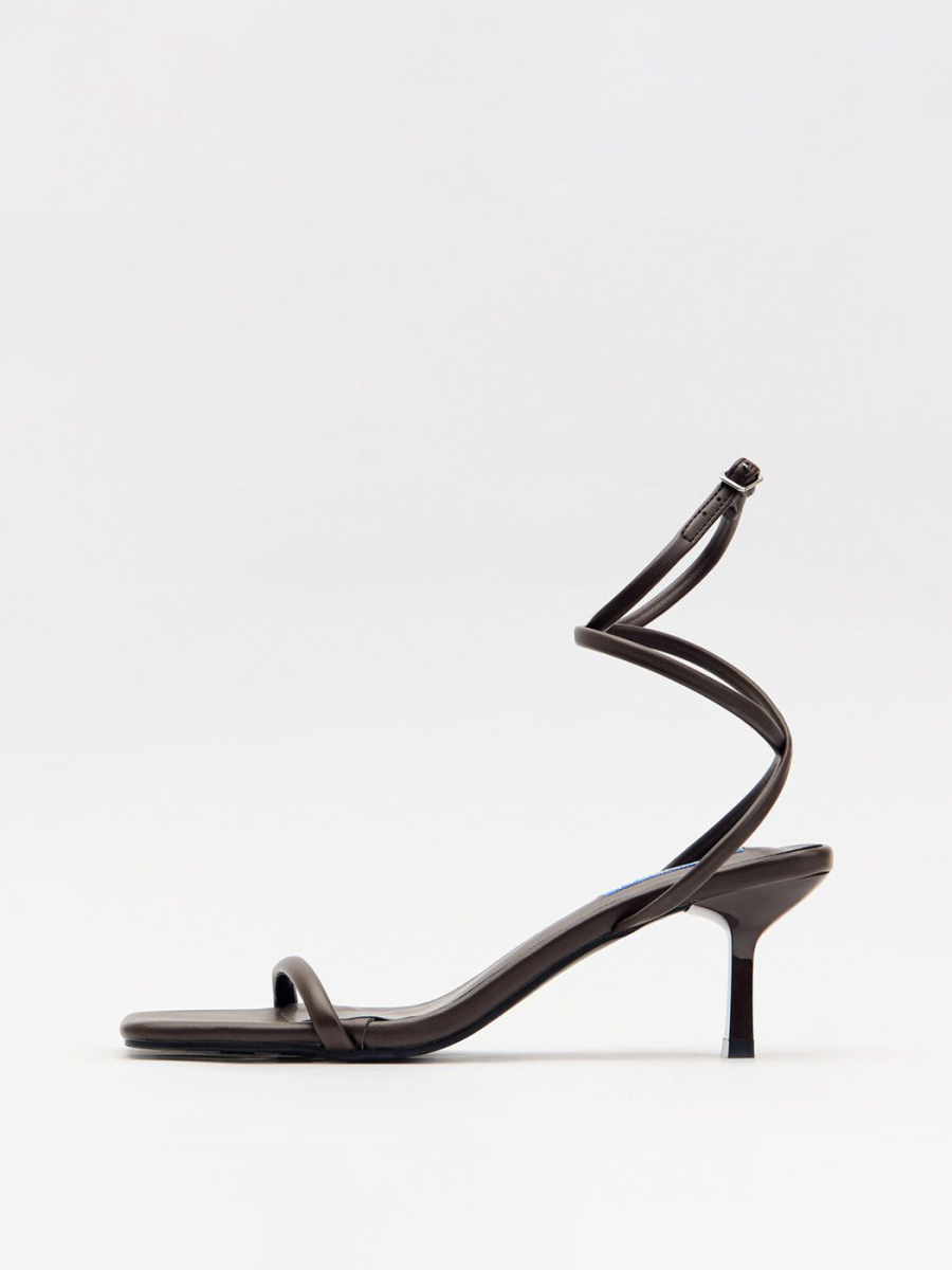 Босоножки из экокожи