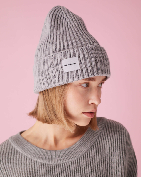 Шапка рваная