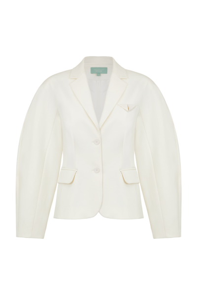 Жакет приталенный с акцентными рукавами