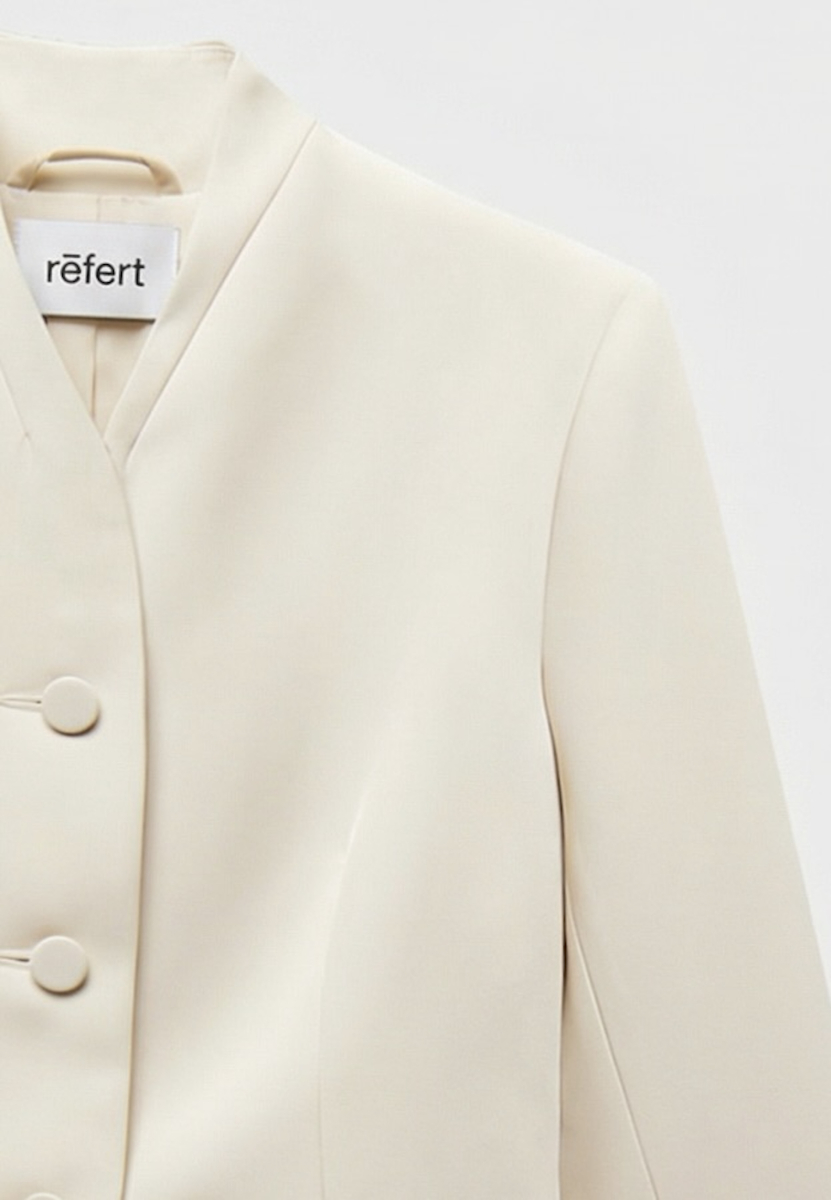 Приталенный жакет из костюмной ткани REFERT, цвет: молочный, 04-4099/1-2511 купить онлайн