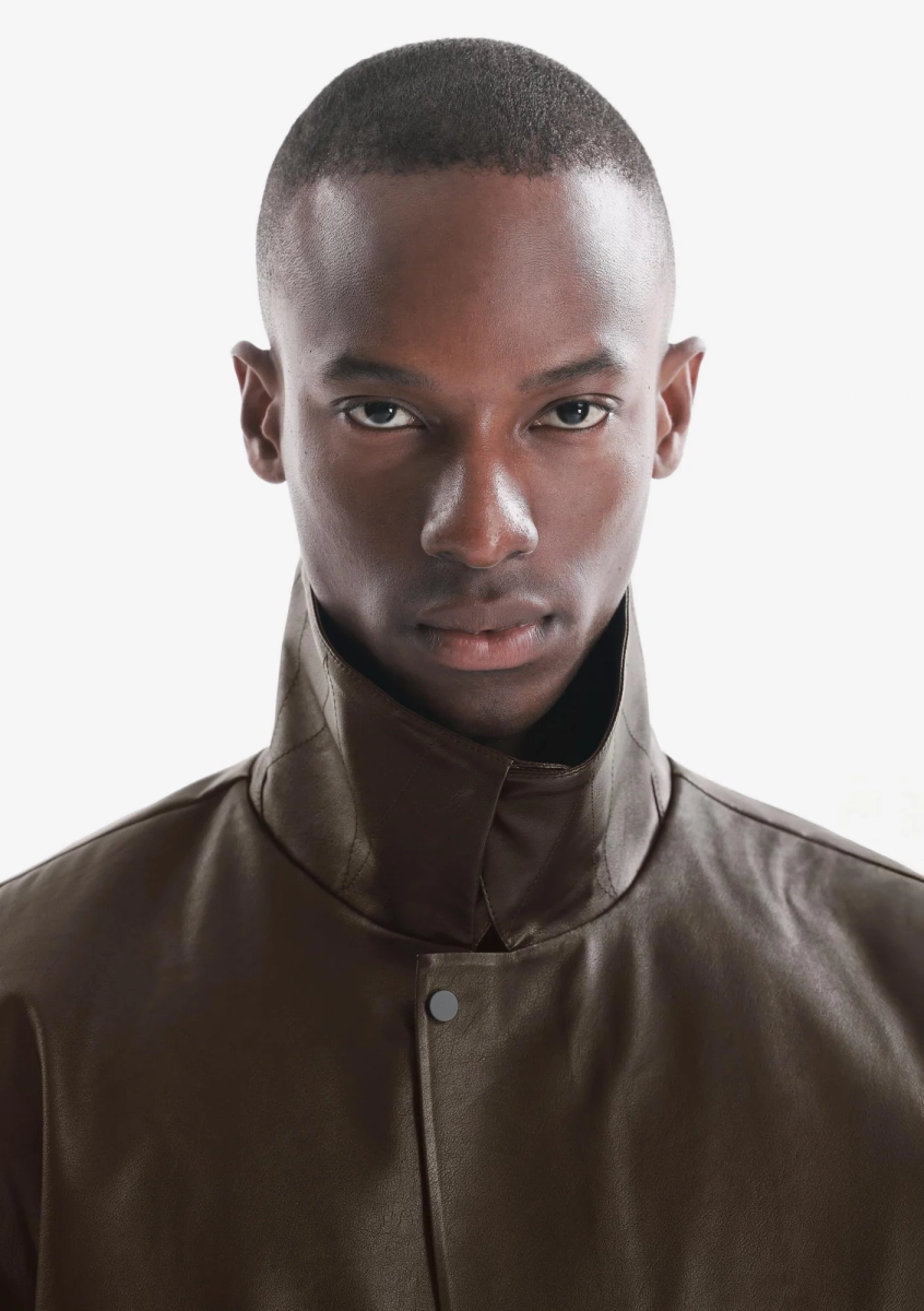 Куртка из экокожи KRAKATAU, цвет: коричневый, Qm566-7 купить онлайн