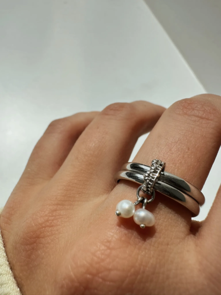 Серебряное двойное кольцо «Кружево» с культивированным жемчугом