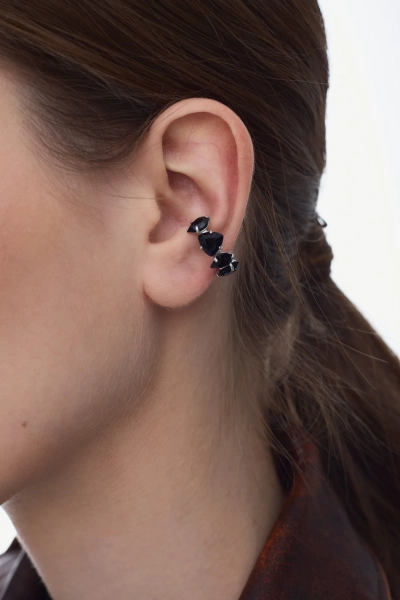 Серебряная серьга-кафф "Black" с черным агатом SBLESKOM, цвет: серебро, 11836 купить онлайн