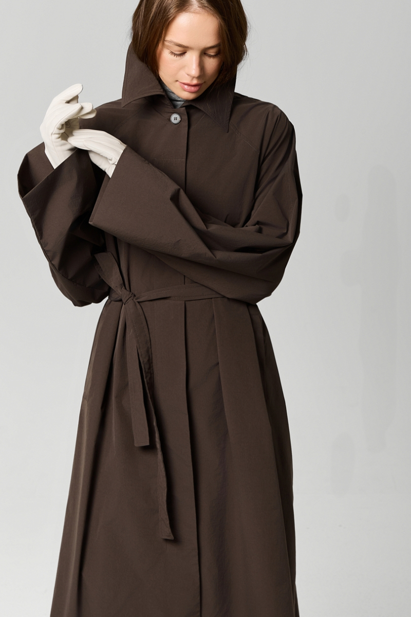 Тренч облегченный из технологичной ткани Ricoco, цвет: горький шоколад, 7067/3 купить онлайн