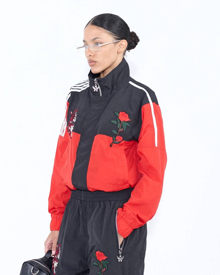 Костюм РОЗЫ ASIA ST 71, цвет: красный, Ast71.suit-roses-red-w купить онлайн