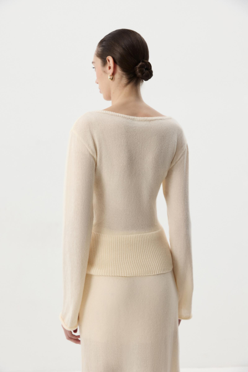 Лонгслив с шарфом Charmstore, цвет: бежевый, 313-51585-112 купить онлайн