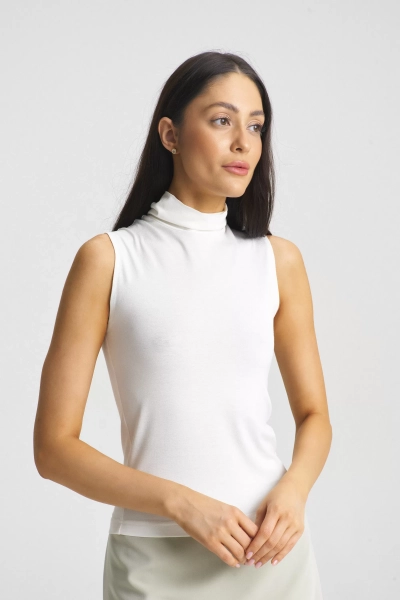 Топ-водолазка из вискозы Milk Erist store, цвет: молочный, НФ-00001919 купить онлайн