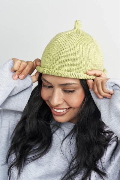 Шапка желудь из хлопка Erist store, цвет: лайм НФ-00003339 купить онлайн