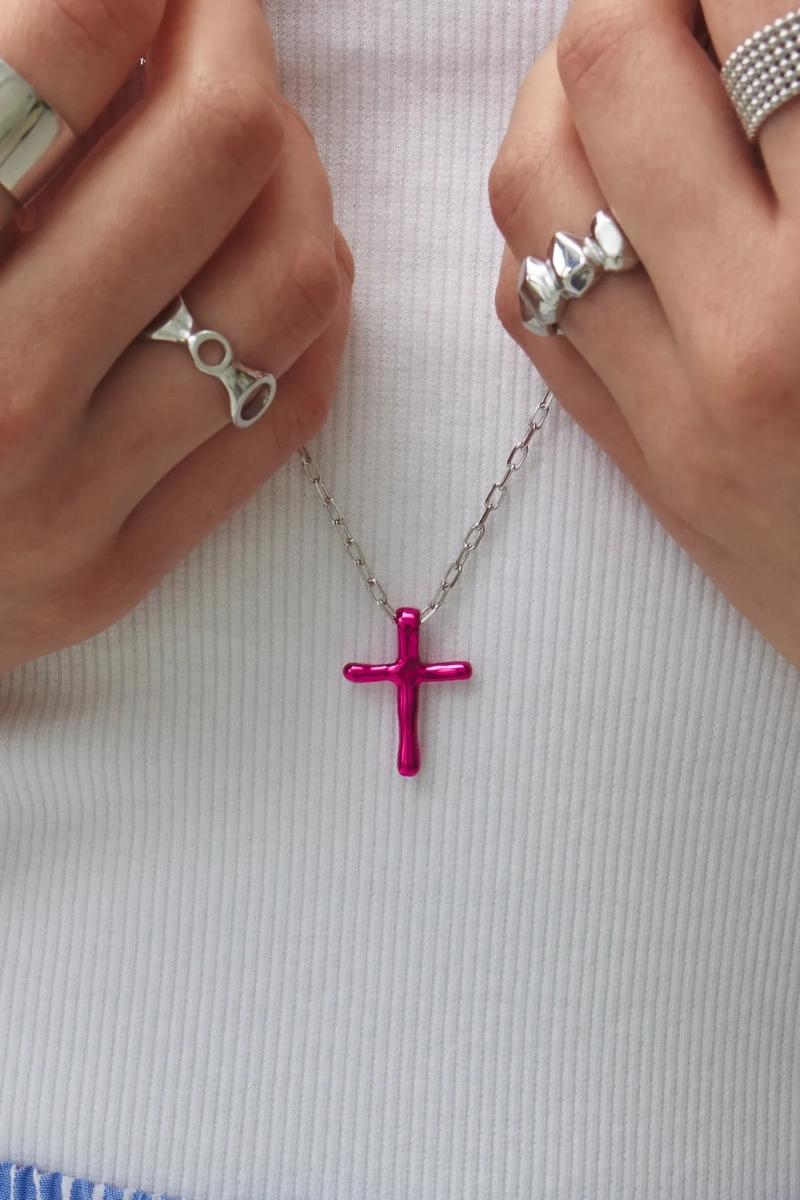 Серебряная подвеска крестик «Слияние» fuchsia SBLESKOM, цвет: фуксия, 101206 купить онлайн