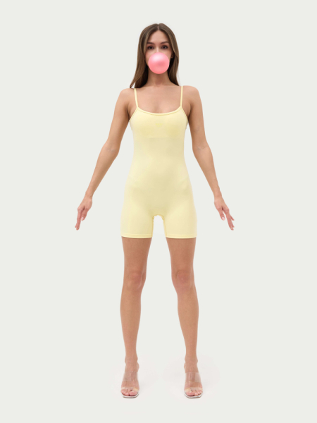 Спортивный комбинезон