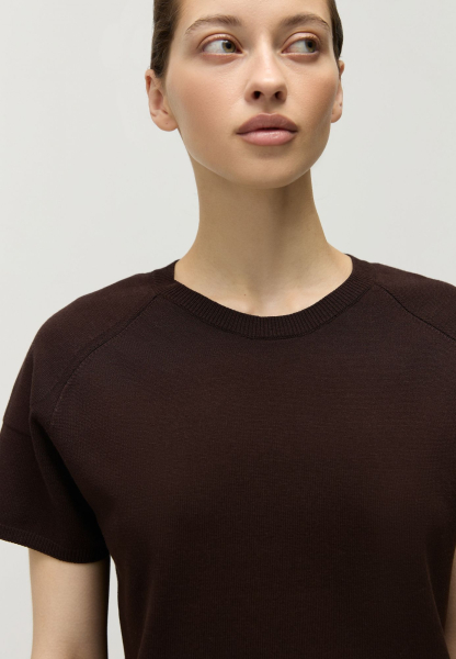 Джемпер-футболка с акцентными плечами AROUND, цвет: горький шоколад, 219_132V03 купить онлайн