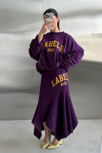 Юбка с клиньями из фактурного трикотажа