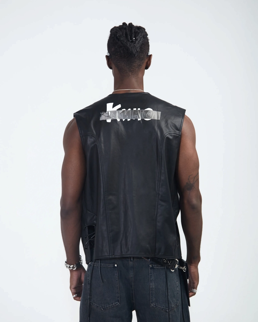 Безрукавка KINO POCKET VEST ECO LEATHER BLACK ASIA ST 71, цвет: Черный, Ast71.kino-pocket-vest-leather купить онлайн