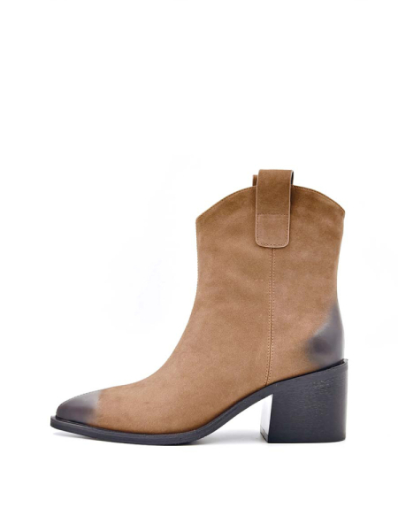 Ботинки демисезонные из натуральной кожи