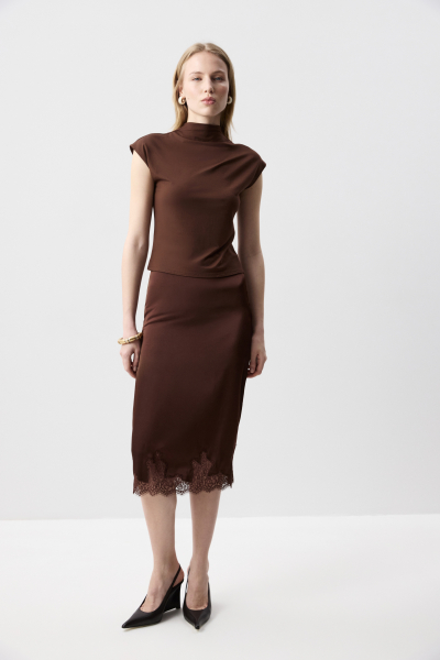 Топ трикотажный со стойкой Charmstore, цвет: шоколадный, 214-57265-551 купить онлайн