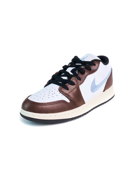 Кроссовки подростковые Jordan 1 Low SE "Mocha Blue Grey" NKDADDYS SNEAKERS, цвет: белый, FQ8156-142 со скидкой купить онлайн