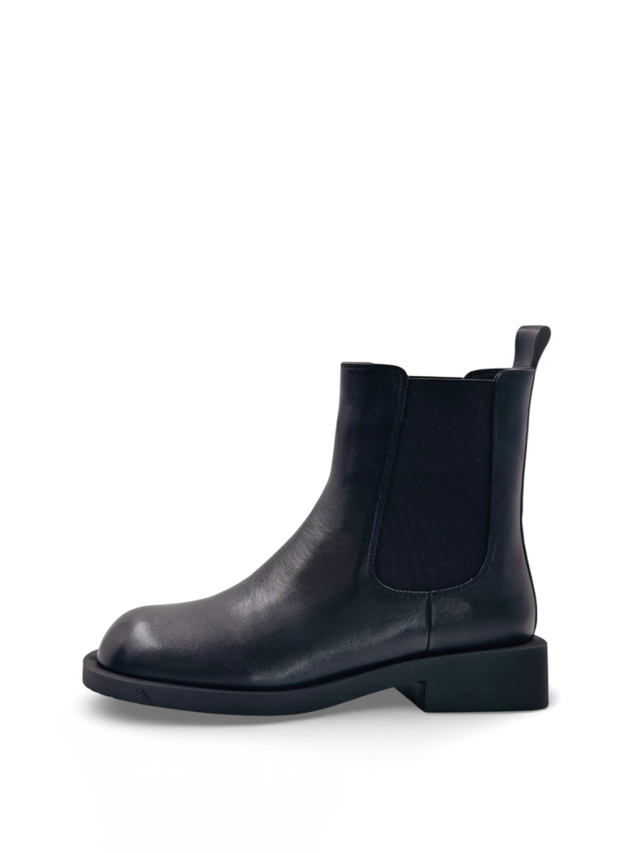 Ботинки демисезонные из натуральной кожи