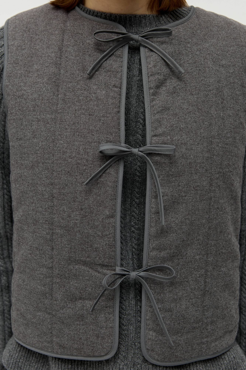 Жилет стеганый из фланели AROUND, цвет: графит, 212_39C03 купить онлайн