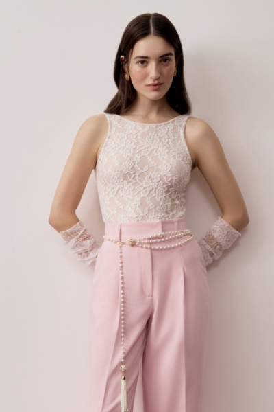 Боди из эластичного кружева