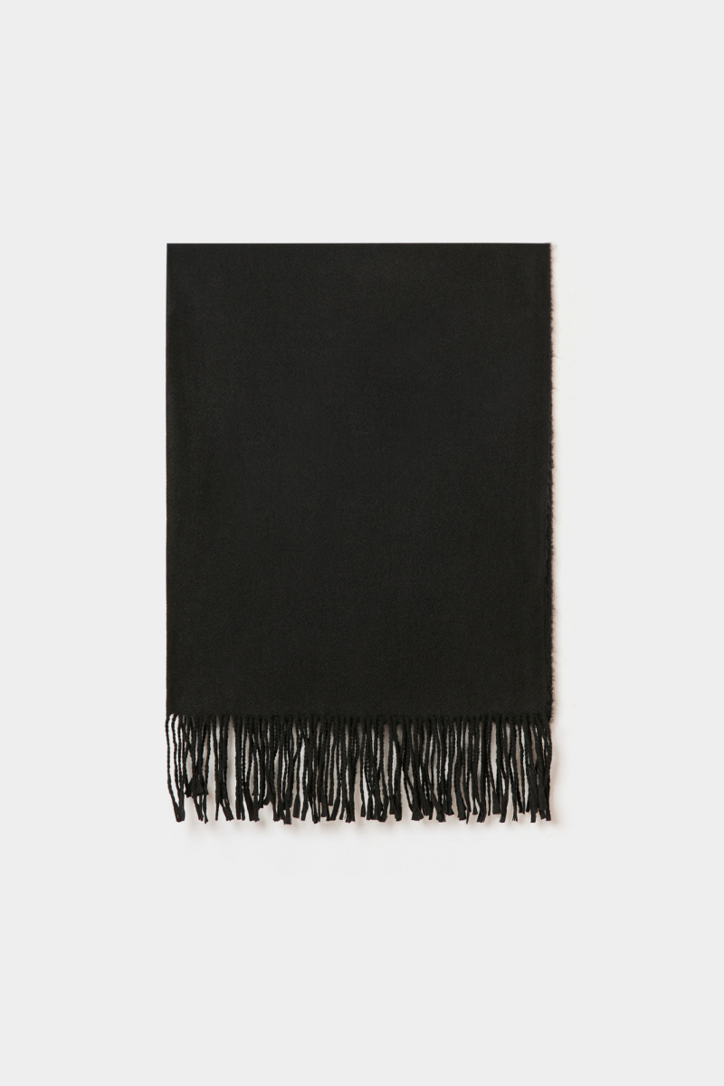 Палантин с бахромой