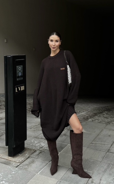 Платье объемное вязаное BROWN