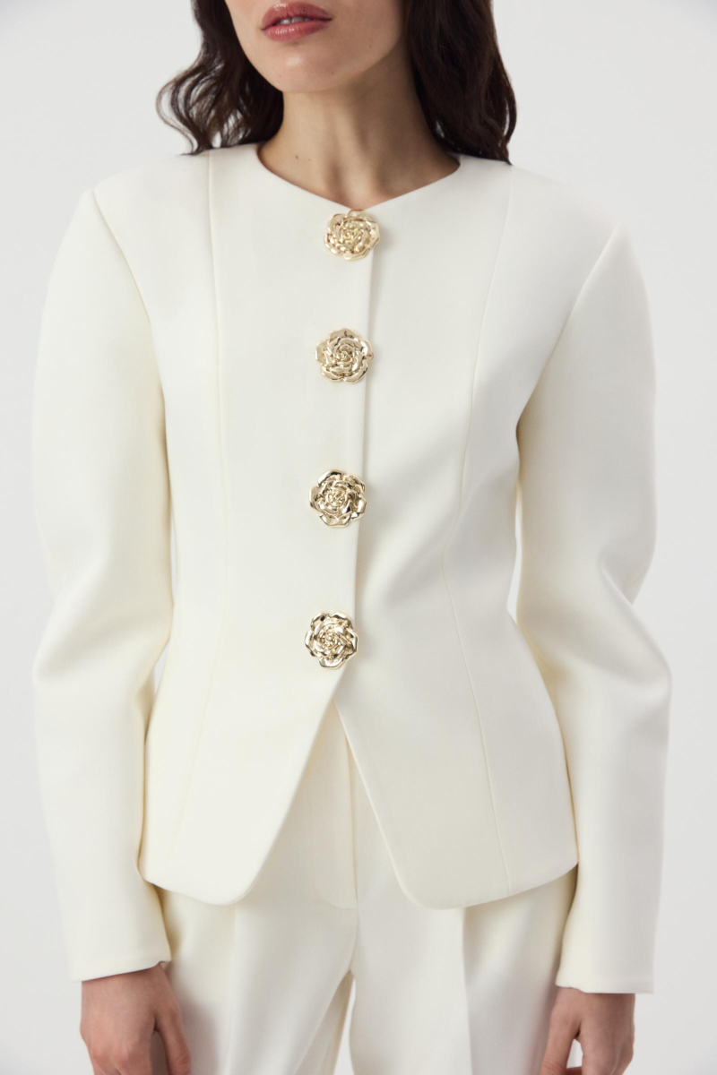 Жакет О-силуэта приталенный Charmstore, цвет: молочный, 109-460103-111 купить онлайн