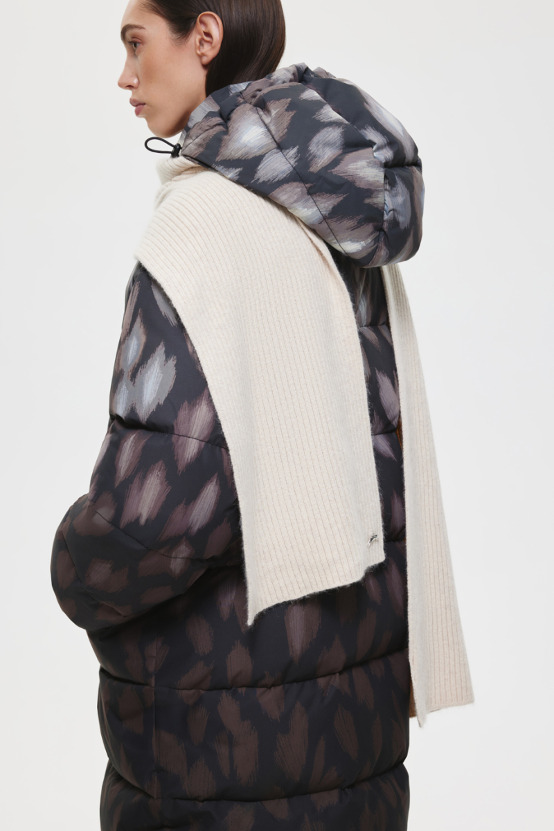 Пуховое пальто DREAMS BY ALENA AKHMADULLINA, цвет: Черный, 225101020504250/203000 купить онлайн