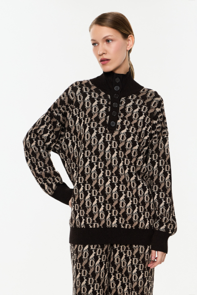 Вязаный джемпер