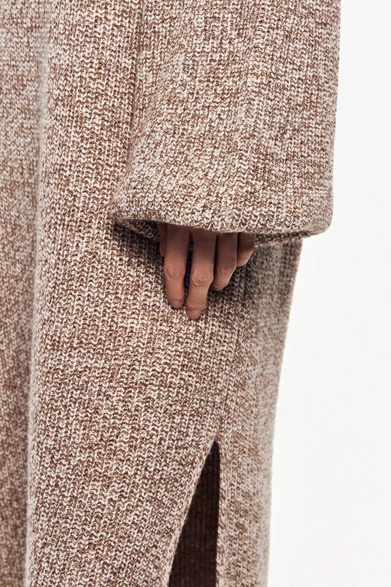 Вязаное платье DREAMS BY ALENA AKHMADULLINA, цвет: бежевый, 225104070304226/119000 купить онлайн