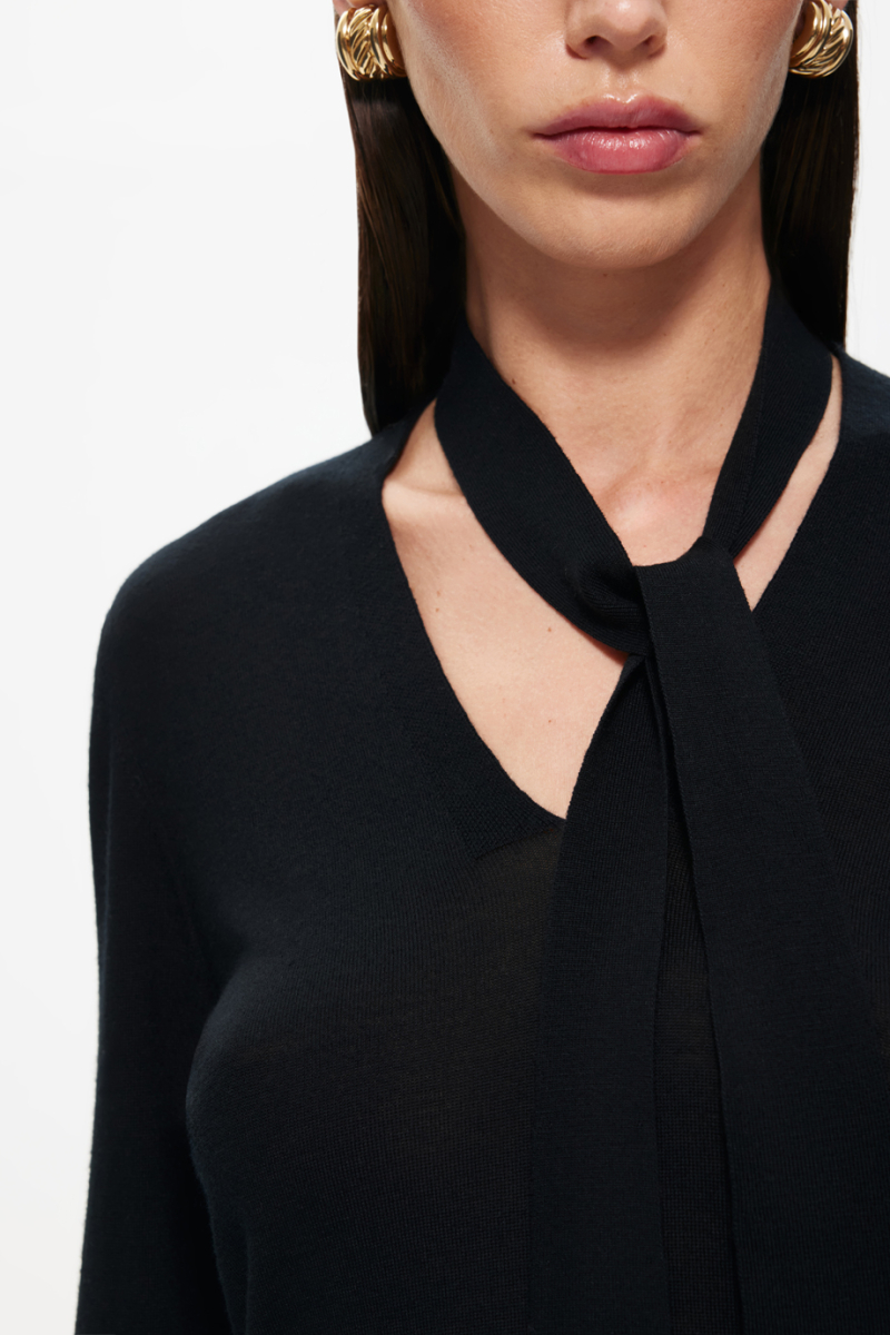 Джемпер из тонкой шерсти с бантом DREAMS BY ALENA AKHMADULLINA, цвет: Черный, 225104140304292/103000 купить онлайн