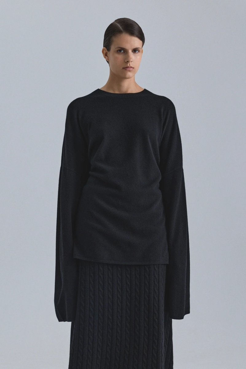 Лонгслив OPORA Mankova, цвет: Черный, FW24/25-02 купить онлайн
