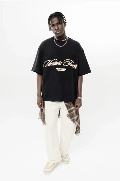 Футболка Black "venture forth T-Shirt" types, цвет: Черный,  купить онлайн