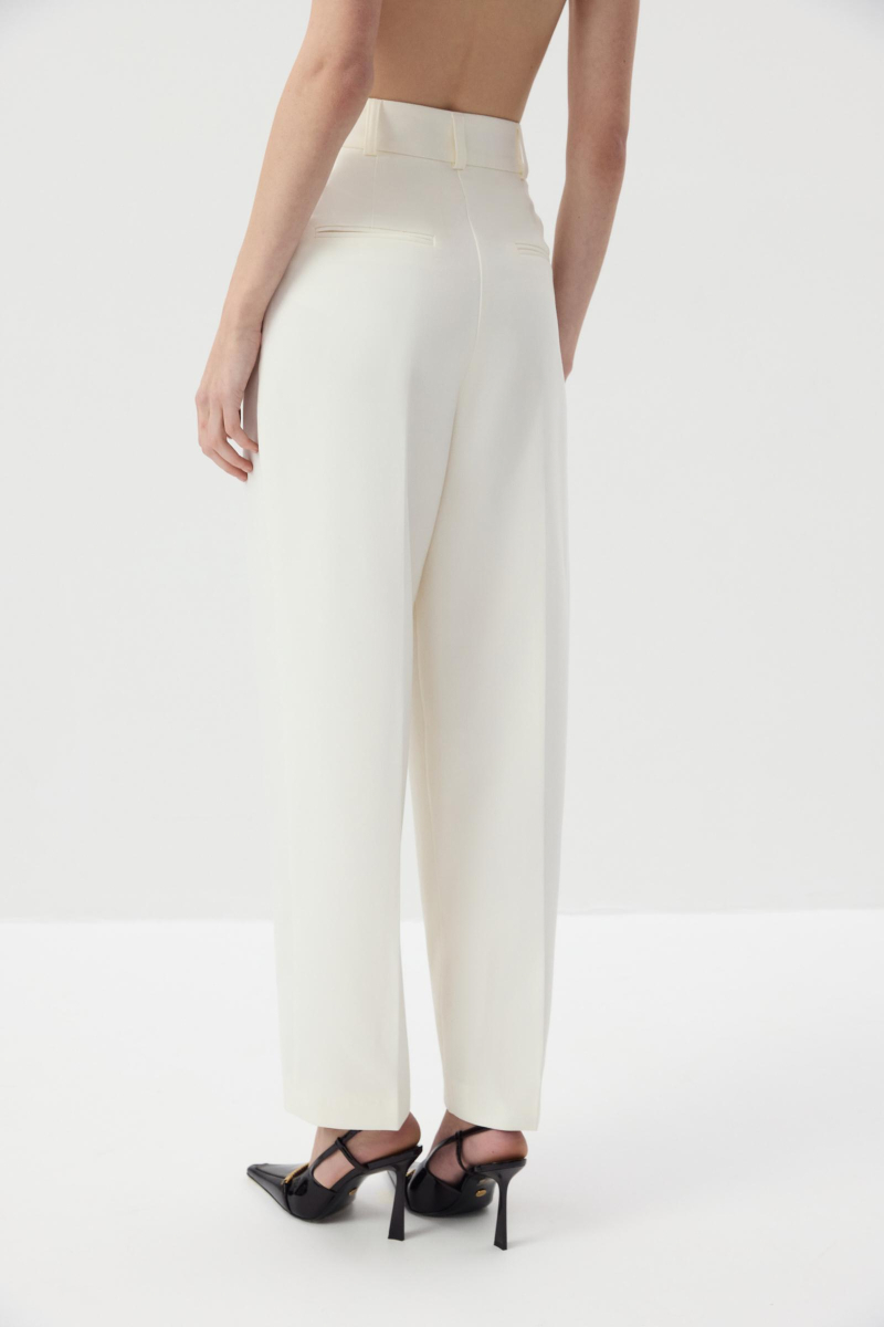 Брюки О-силуэта Charmstore, цвет: молочный, 101-461103-111 купить онлайн