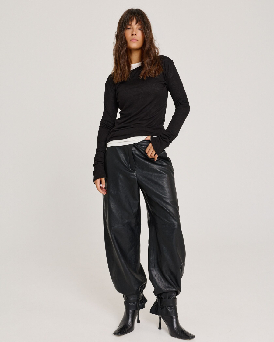 Брюки из экокожи BLACK Anmuse, цвет: Черный, TR25W183-BLC купить онлайн