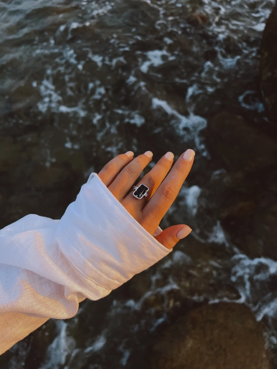 Серебряное подвижное кольцо "Black"