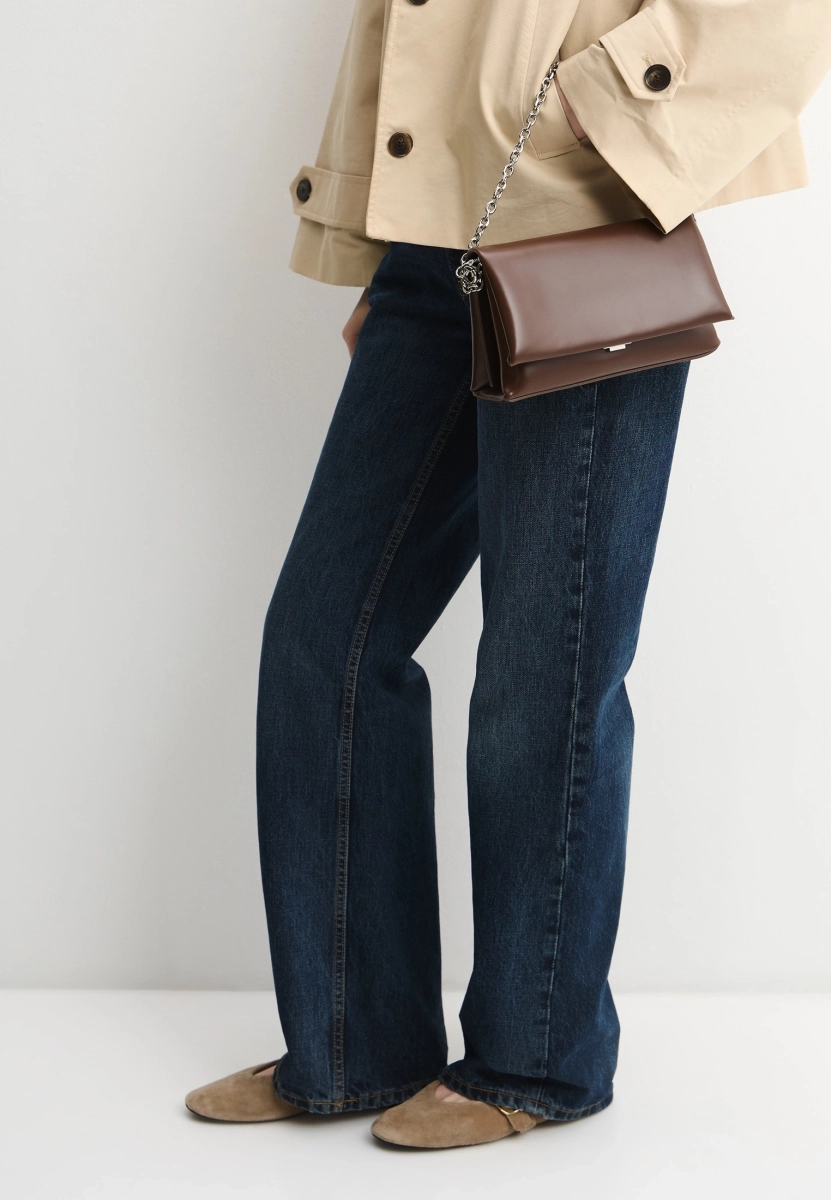 Сумка на цепочке SBALO, цвет: шоколадный 625H17 купить онлайн