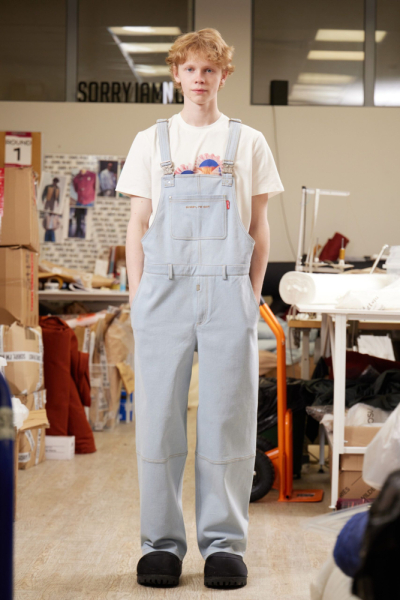 Джинсовый комбинезон